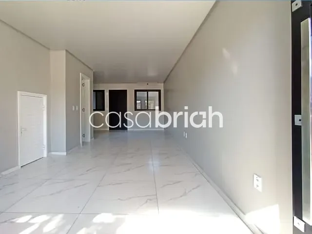 Sobrado 3 quartos e 3 banheiros, à venda, no bairro Pátria Nova em Novo Hamburgo