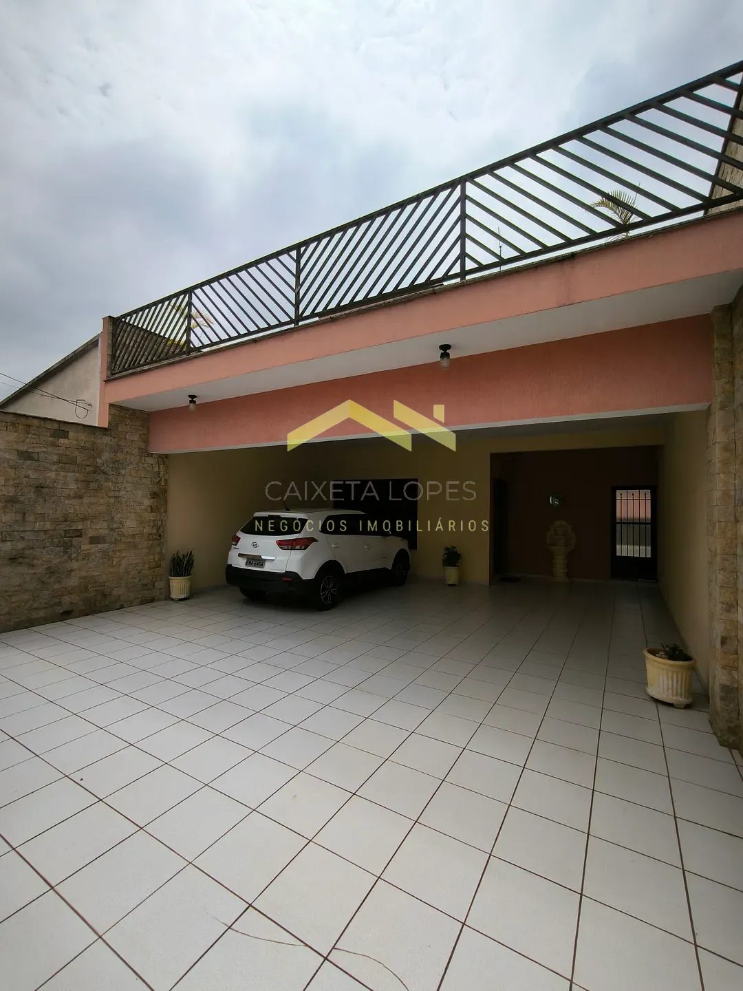 Sobrado, 4 quartos, 240 m² - Foto 1
