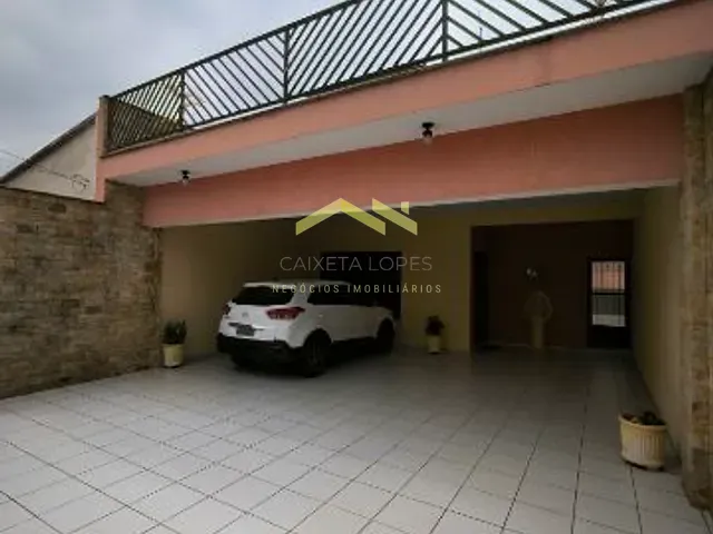 Sobrado 4 quartos e 2 banheiros, para alugar, no bairro Vila Camilópolis em Santo André