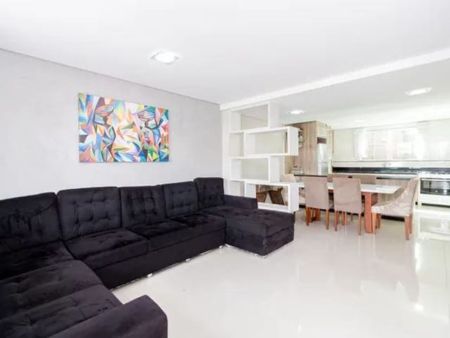 Sobrado com 150m² 3 quartos e 4 banheiros, à venda, no bairro Boqueirão em Curitiba