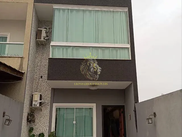 Sobrado 2 quartos e 1 banheiro, à venda, no bairro Areias em Camboriú