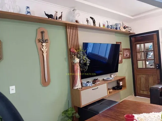 Sobrado 2 quartos e 1 banheiro, à venda, no bairro Areias em Camboriú