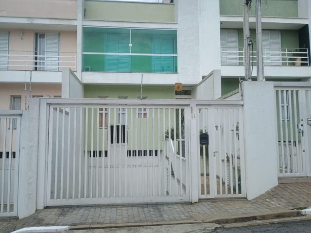 Sobrado com 400m² 3 quartos e 4 banheiros, à venda, no bairro Vila Regente Feijó em São Paulo