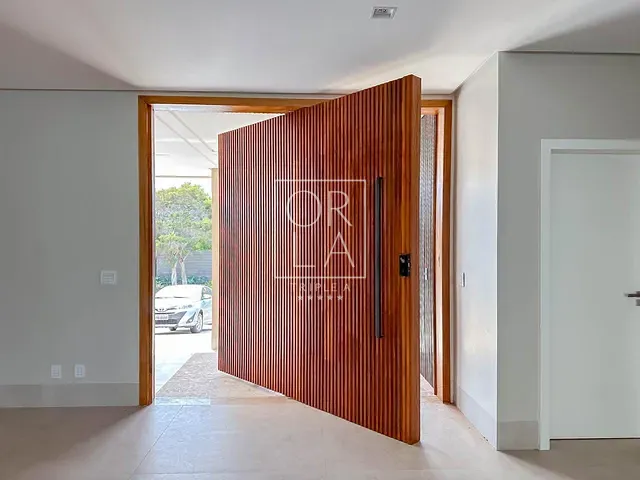 Casa com 777m² 5 quartos e 7 banheiros, à venda, no bairro Alphaville Goiás em Goiânia