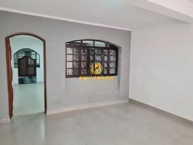 Sobrado com 125m² 3 quartos e 2 banheiros, à venda, no bairro Santa Maria em São Caetano do Sul