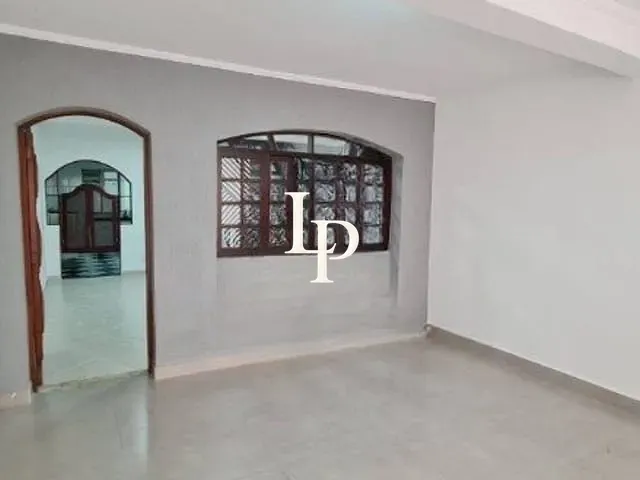 Sobrado com 125m² 3 quartos e 2 banheiros, à venda, no bairro Santa Maria em São Caetano do Sul