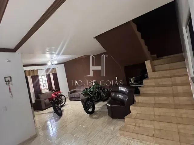 Sobrado 3 quartos e 3 banheiros, à venda, no bairro Residencial Vale dos Sonhos I em Goiânia