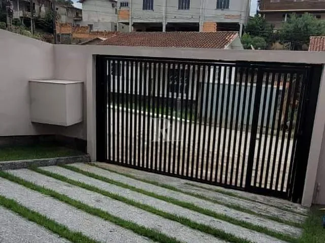 Sobrado 3 quartos e 1 banheiro, à venda, no bairro Krequer em São João Batista