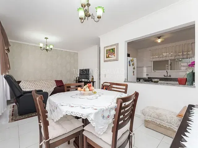Sobrado com 141m² 3 quartos e 2 banheiros, à venda, no bairro Portão em Curitiba