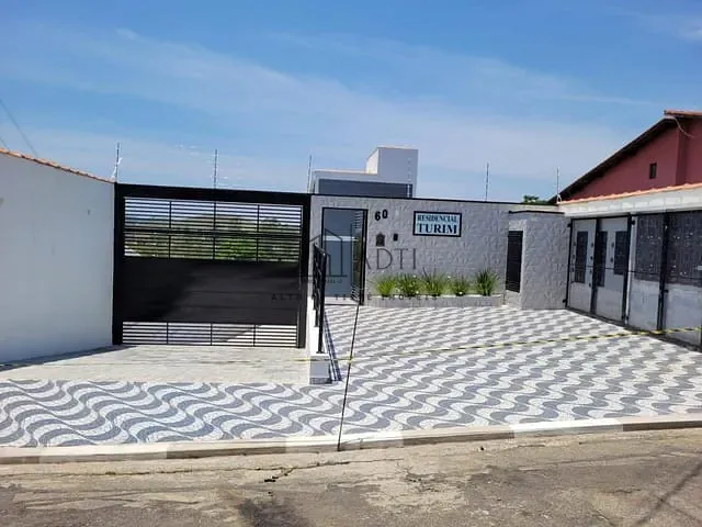 Sobrado 2 quartos e 2 banheiros, à venda, no bairro Vila Suissa em Mogi das Cruzes
