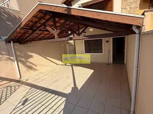 Sobrado com 180m² 3 quartos e 3 banheiros, à venda, no bairro Horto Santo Antonio em Jundiaí
