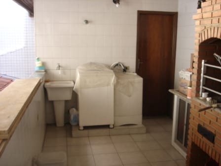 Sobrado à venda 3 Quartos, 1 Suite, 4 Vagas, 257M², Rudge Ramos, São Bernardo do Campo - SP