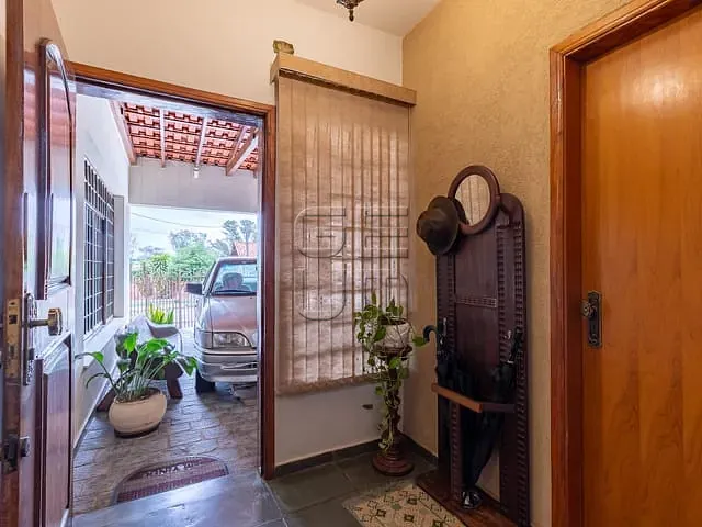 Sobrado com 318m² 3 quartos e 5 banheiros, à venda, no bairro Jardim Alvorada em Londrina