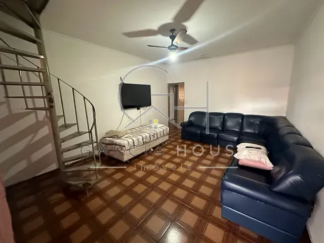 Sobrado com 200m² 6 quartos e 3 banheiros, à venda, no bairro Antônio Marincek em Ribeirão Preto