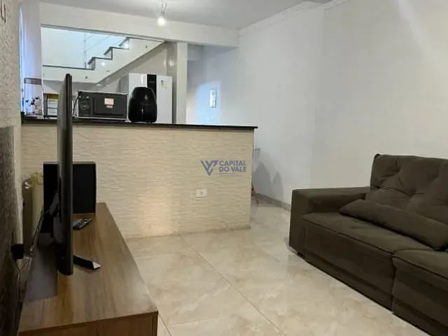 Sobrado com 143m² 4 quartos e 4 banheiros, à venda, no bairro Jardim Satélite em São José dos Campos