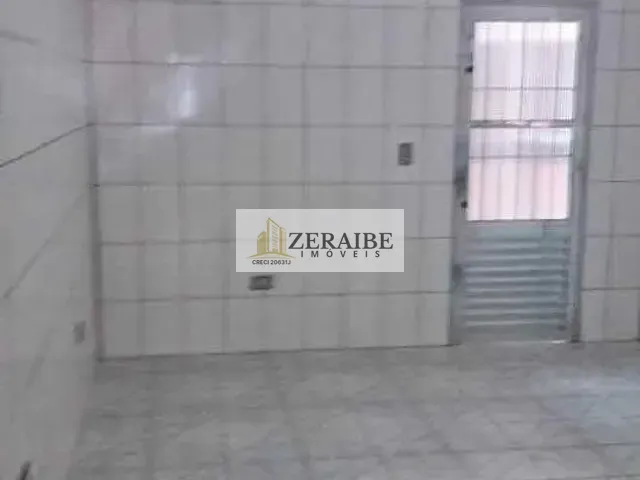 Sobrado 3 quartos e 2 banheiros, à venda, no bairro Vila Rica em Guarulhos