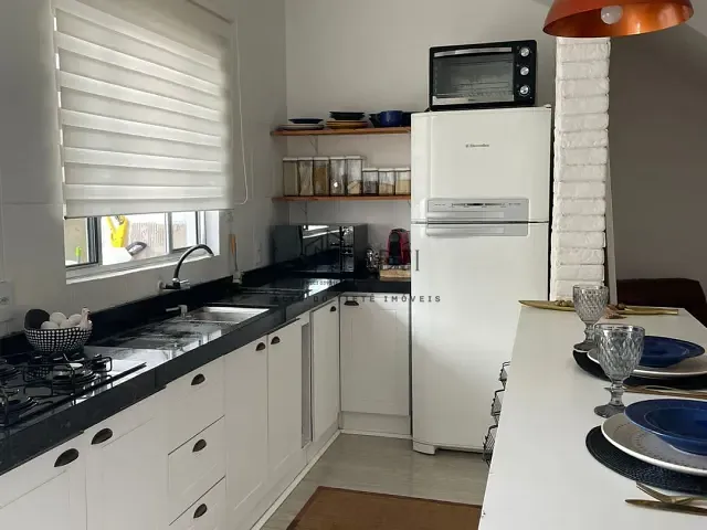 Sobrado com 83m² 2 quartos e 2 banheiros, à venda, no bairro Vila São Paulo em Mogi das Cruzes