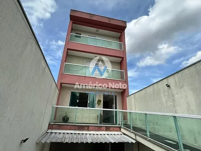 Sobrado com 125m² 4 quartos e 2 banheiros, à venda ou para alugar, no bairro Olímpico em São Caetano do Sul