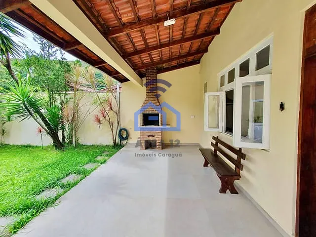 Sobrado com 209m² 5 quartos e 4 banheiros, à venda, no bairro Martim de Sá em Caraguatatuba