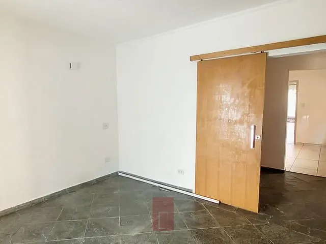 Sobrado 2 quartos e 2 banheiros, para alugar, no bairro Santa Teresinha em São Paulo