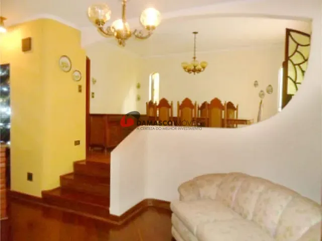 Sobrado com 140m² 3 quartos e 1 banheiro, à venda, no bairro Jardim São Caetano em São Caetano do Sul
