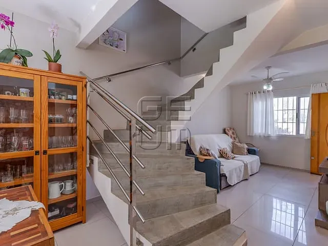 Sobrado com 181m² 3 quartos e 4 banheiros, à venda, no bairro Terra Bonita em Londrina