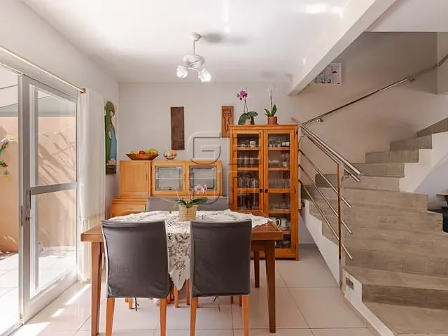 Sobrado com 181m² 3 quartos e 4 banheiros, à venda, no bairro Terra Bonita em Londrina