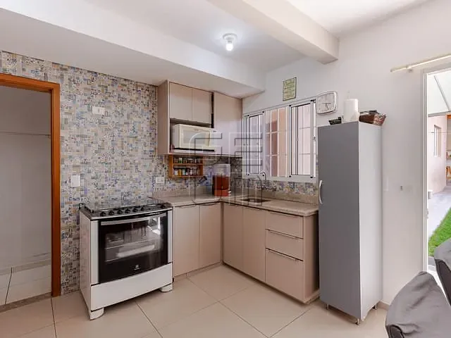 Sobrado com 181m² 3 quartos e 4 banheiros, à venda, no bairro Terra Bonita em Londrina