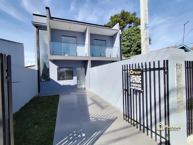Sobrado com 100m² 3 quartos e 1 banheiro, à venda, no bairro Sítio Cercado em Curitiba