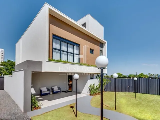 Sobrado com 180m² 3 quartos e 4 banheiros, à venda, no bairro Jardim Atlântico em Goiânia