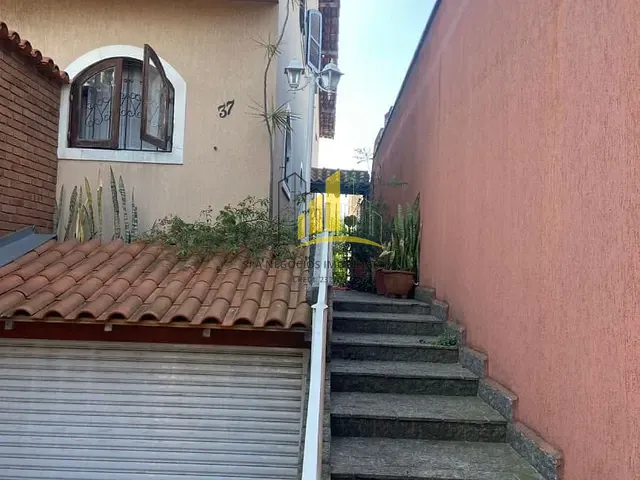 Sobrado com 255m² 3 quartos e 5 banheiros, à venda, no bairro Vila Talarico em São Paulo