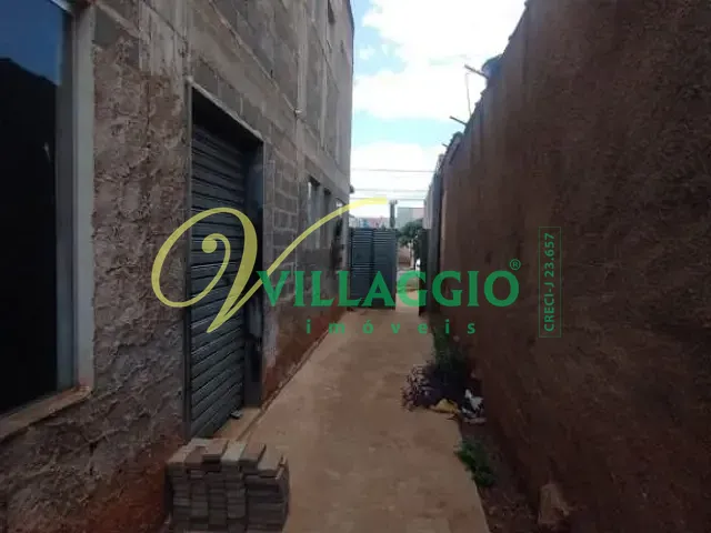 Sobrado com 180m², para alugar, no bairro Centro em São José do Rio Preto