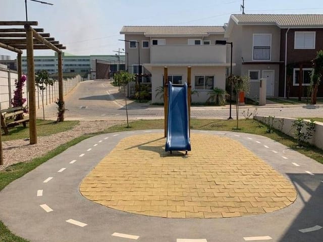 Sobrado 2 quartos e 2 banheiros, para alugar, no bairro Ponte Nova em Extrema