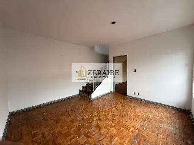 Sobrado à venda, no bairro Vila São Jorge em Guarulhos