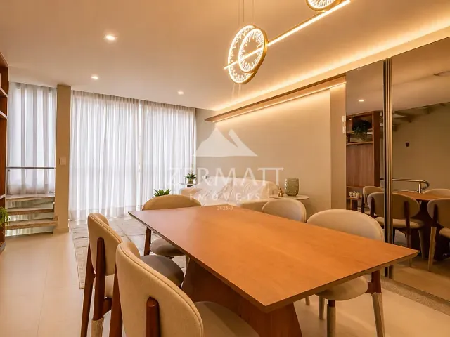 Sobrado com 149m² 2 quartos e 3 banheiros, à venda, no bairro Água Verde em Blumenau