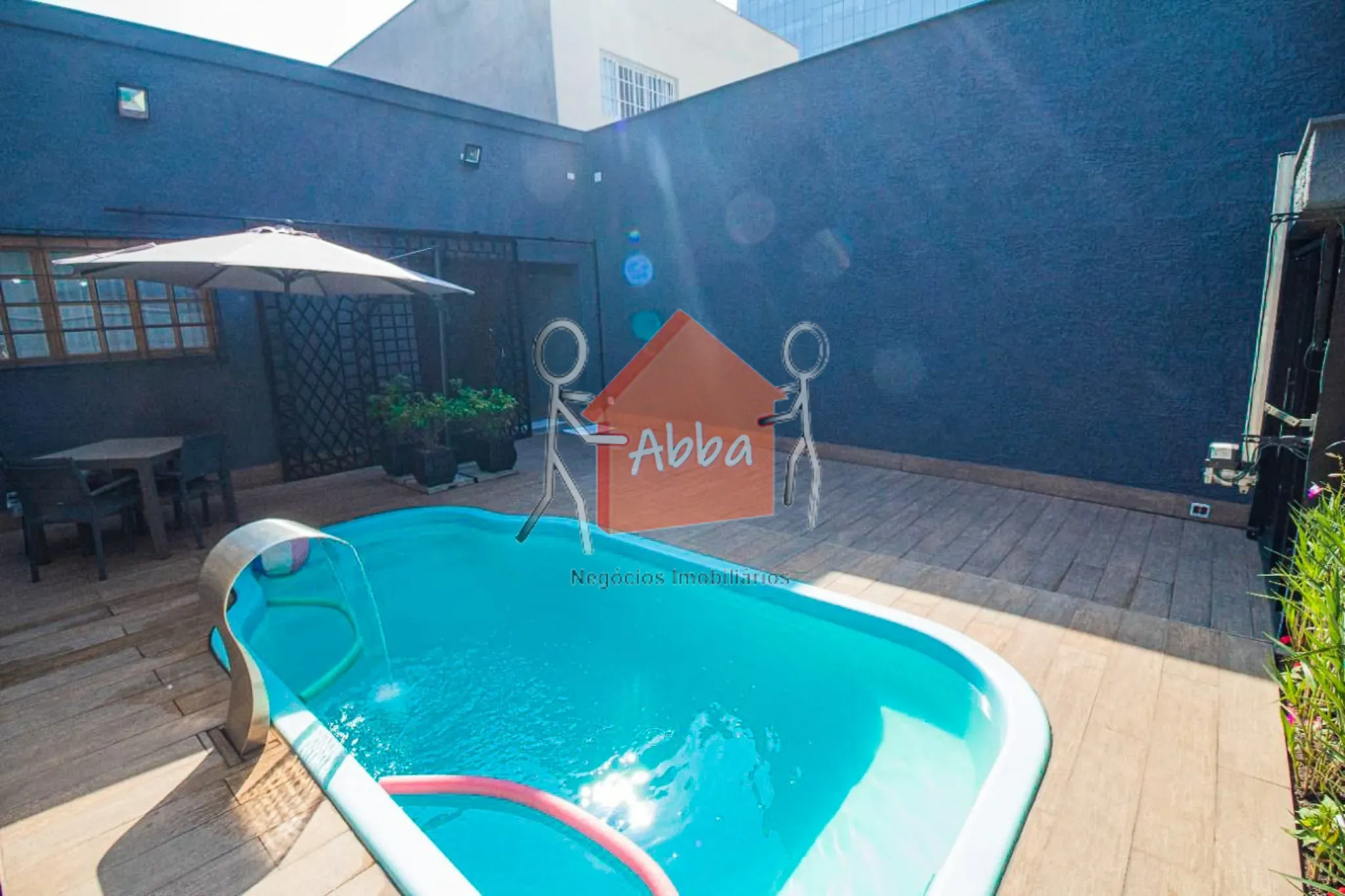 Casa, 3 quartos, 225 m² - Foto 1