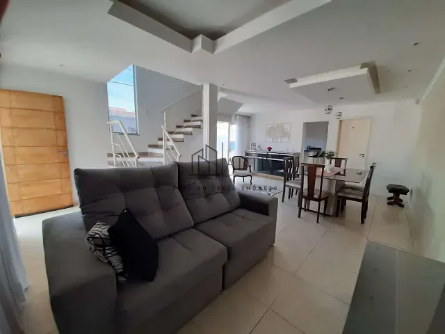 Sobrado com 188m² 3 quartos e 3 banheiros, à venda, no bairro Vila Suissa em Mogi das Cruzes