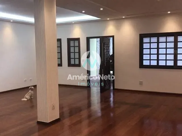 Sobrado com 500m² 4 quartos e 3 banheiros, à venda, no bairro Cerâmica em São Caetano do Sul