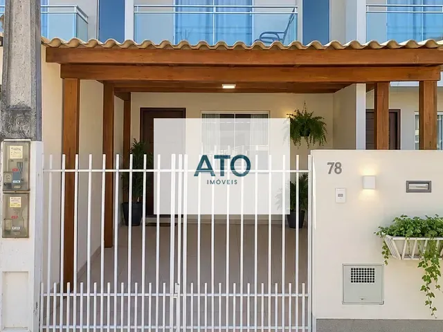 Sobrado 2 quartos e 1 banheiro, à venda, no bairro XV de Novembro em Tijucas