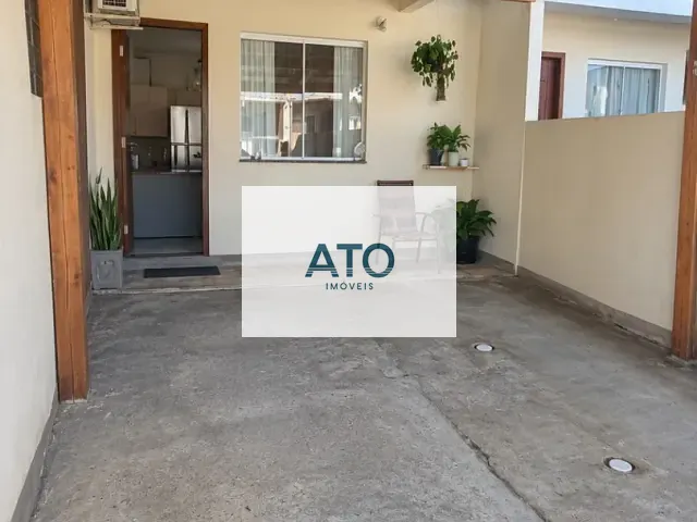 Sobrado 2 quartos e 1 banheiro, à venda, no bairro XV de Novembro em Tijucas