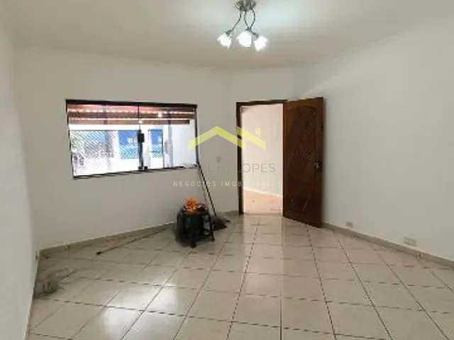 Sobrado 2 quartos e 1 banheiro, para alugar, no bairro Vila Camilópolis em Santo André