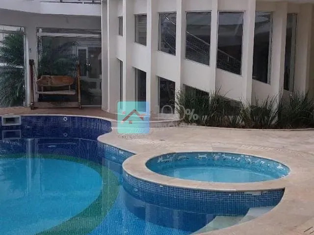 Sobrado com 800m² 5 quartos e 5 banheiros, à venda, no bairro Parque Residencial Aquarius em São José dos Campos