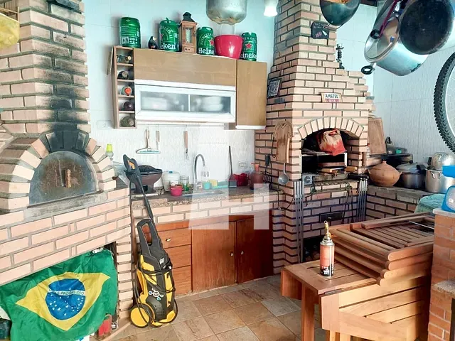 Sobrado com 232m² 3 quartos e 4 banheiros, à venda, no bairro Vila Francisco Mineiro em Guarulhos