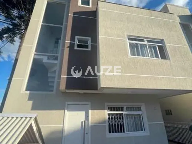 Sobrado com 172m² 3 quartos e 4 banheiros, à venda, no bairro Uberaba em Curitiba