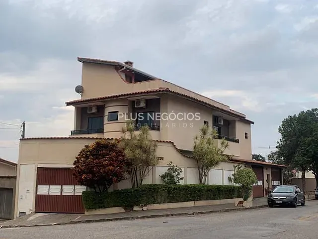 Sobrado com 377m² 3 quartos e 2 banheiros, à venda, no bairro Wanel Ville em Sorocaba