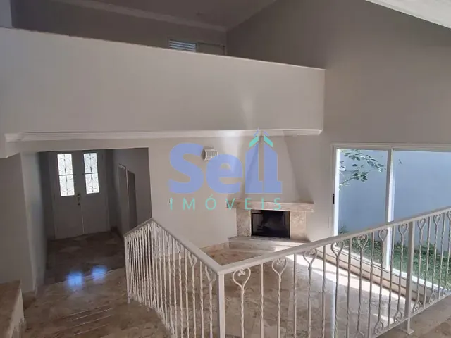 Sobrado com 630m² 4 quartos e 5 banheiros, para alugar, no bairro Alphaville Residencial 2 em Barueri