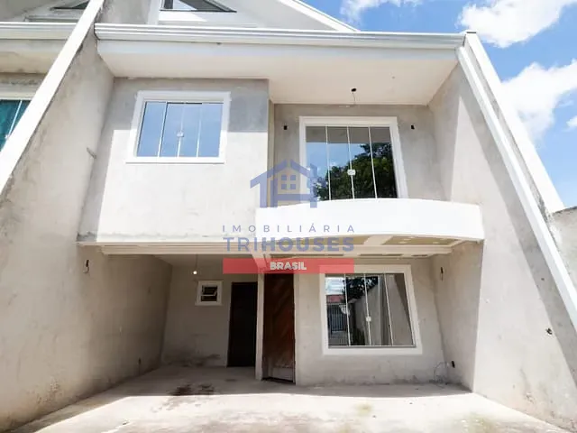 Sobrado com 182m² 4 quartos e 3 banheiros, à venda, no bairro Cajuru em Curitiba