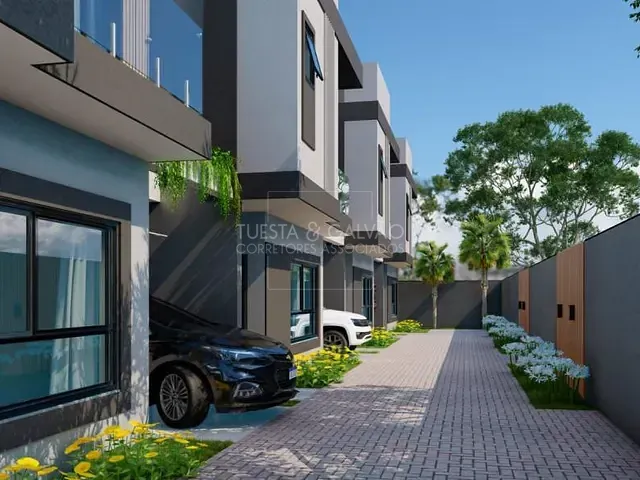 Sobrado com 105m² 3 quartos e 3 banheiros, à venda, no bairro Boqueirão em Curitiba