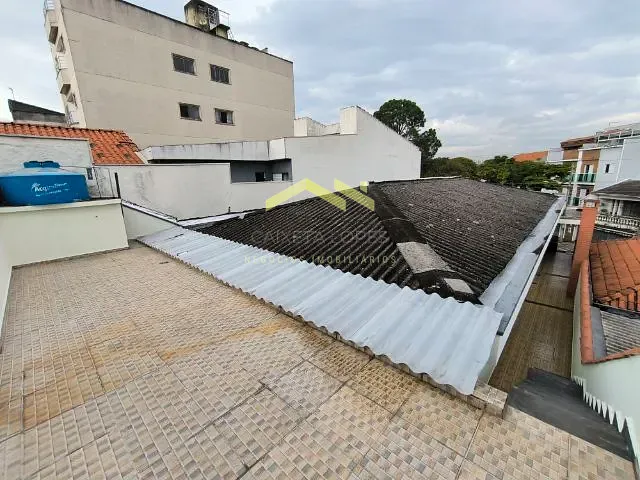 Sobrado 3 quartos e 2 banheiros, para alugar, no bairro Bangú em Santo André
