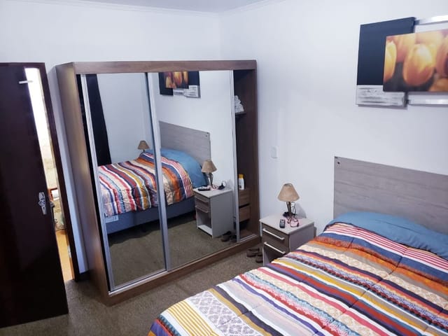 Sobrado com 200m² 5 quartos e 3 banheiros, à venda, no bairro Jardim Nice em São Paulo